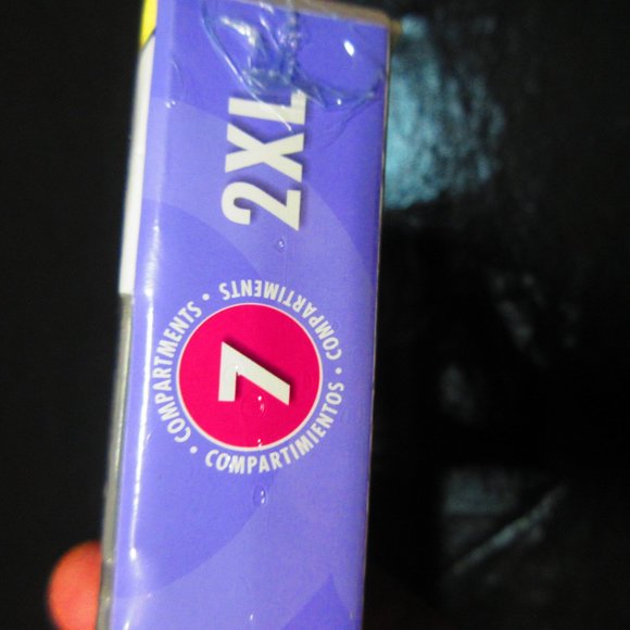 CraftMates Lockables 2XL 7 Compartment Bead Storage Price - Picture 5 of 7